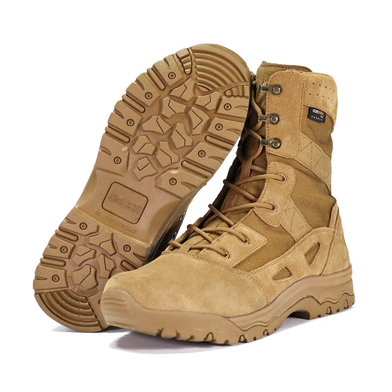 Îndepărtarea asistată a încălțămintei Desert Tactical Boots